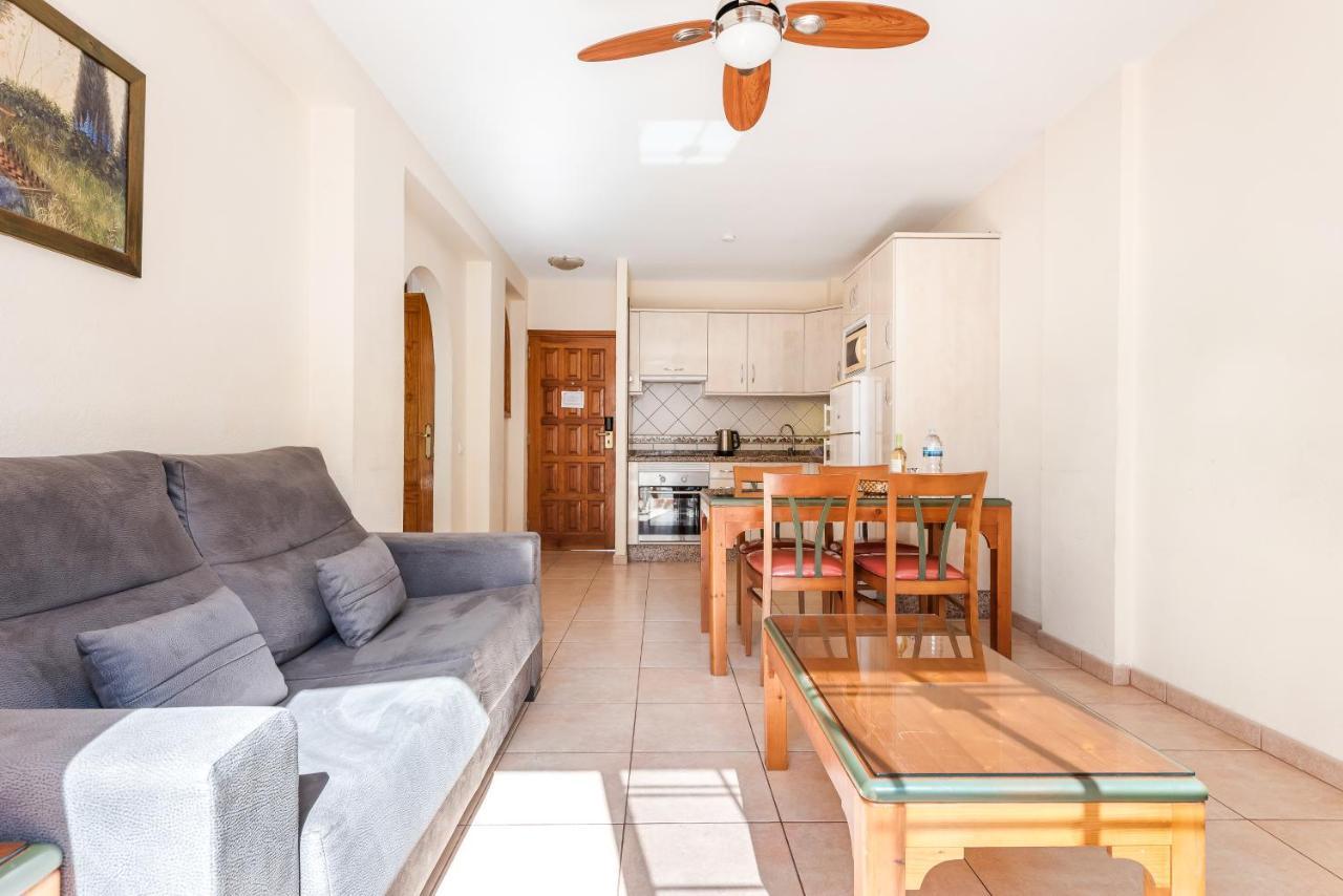 Club Tenerife Apartments Los Cristianos  Exterior photo