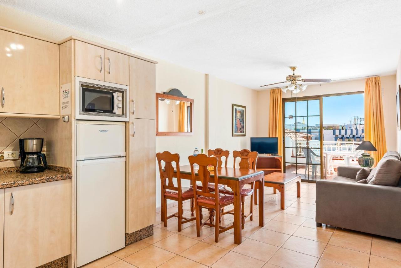 Club Tenerife Apartments Los Cristianos  Exterior photo